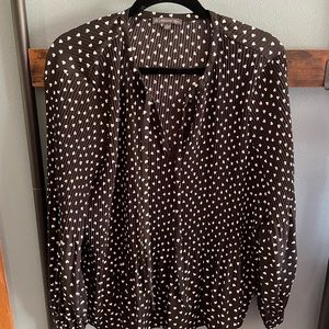 Adrianna Pappell long sleeve tops! Size large